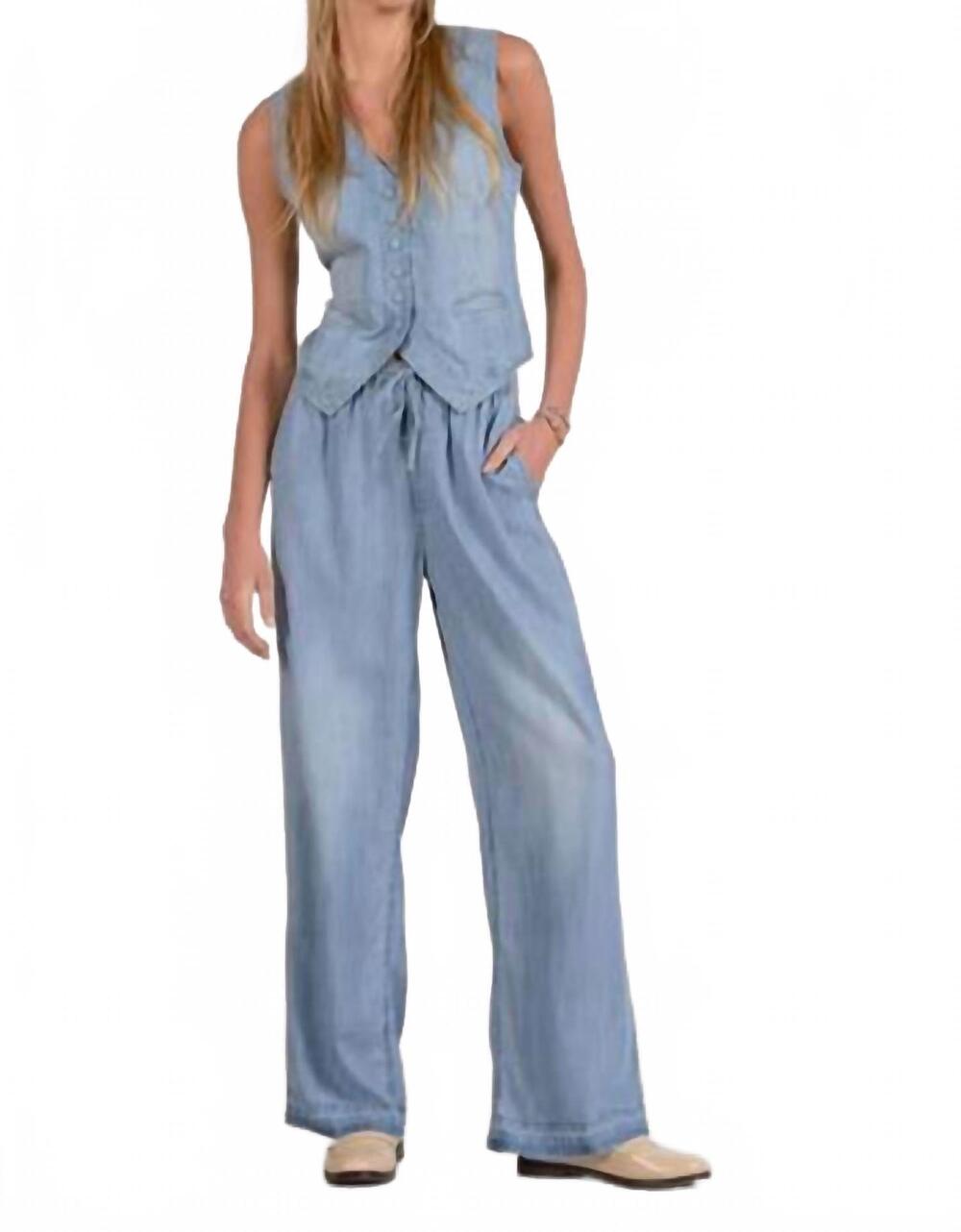 NEW ELAN denim button front vest in chambray